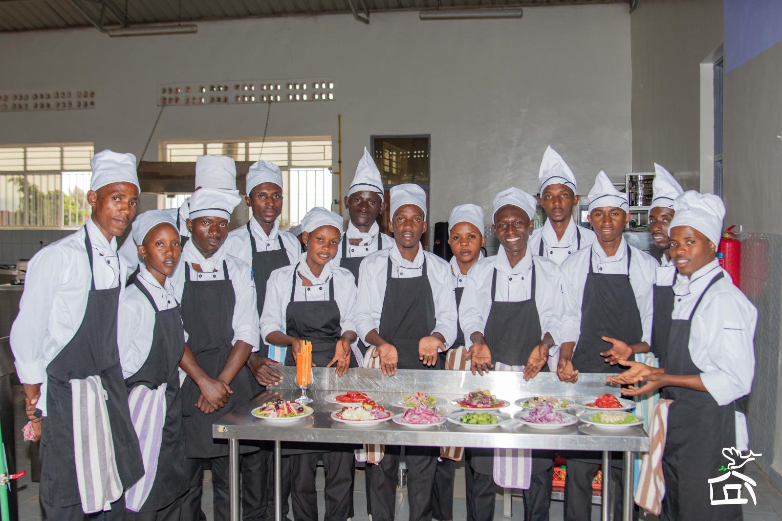 Art culinaire : Les apprenants en action au camp de Mahama !